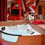 Loveroom Apartamento Entrelagos