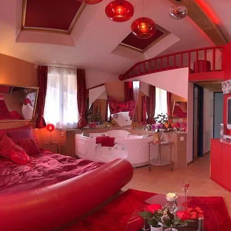 Апартаменты Loveroom *